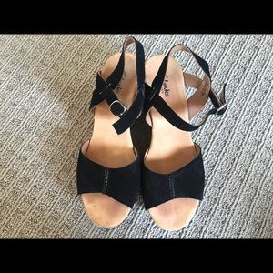 Clark’s Black Wedges